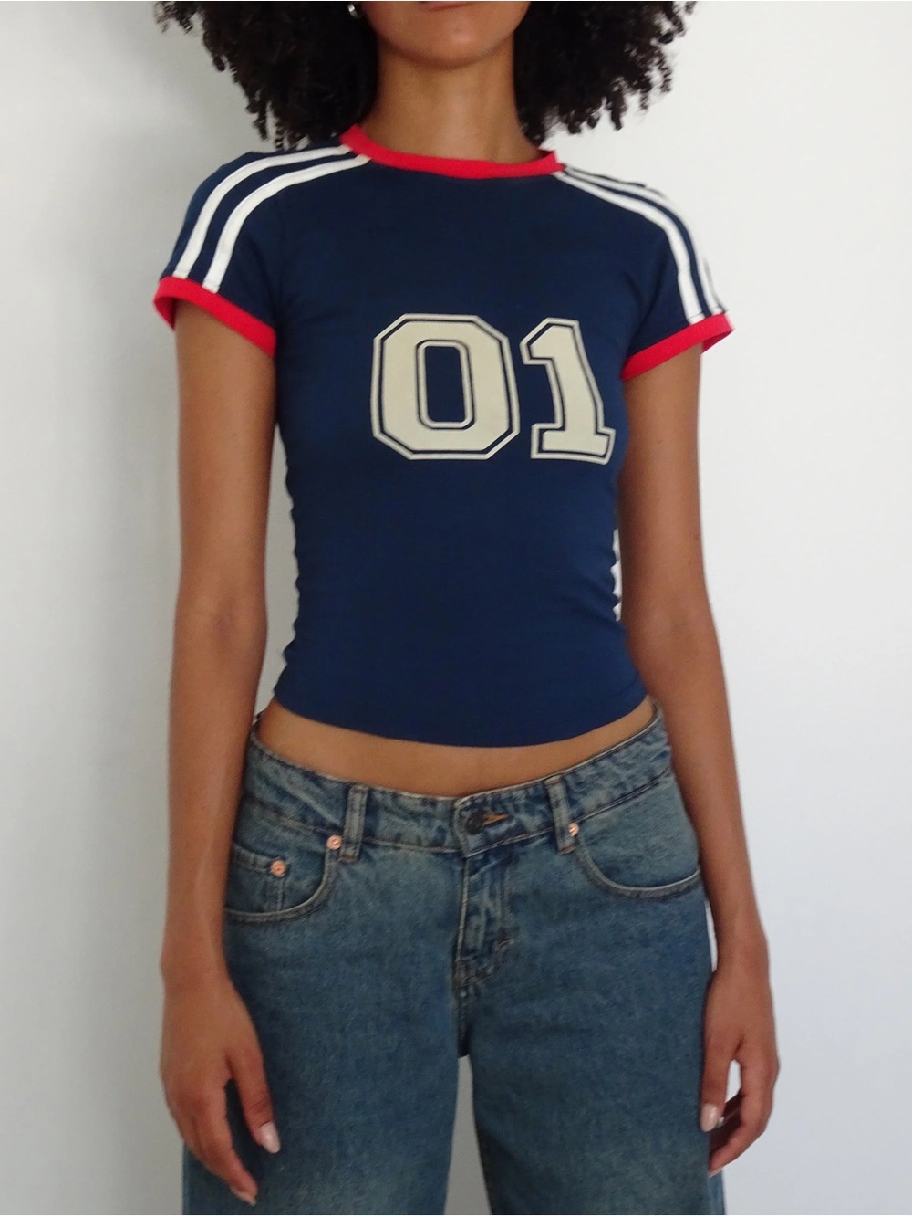 Motel Salda Sporty Fitted Crew Neckline Short Sleeve Navy Red Baby Tee Shirt S